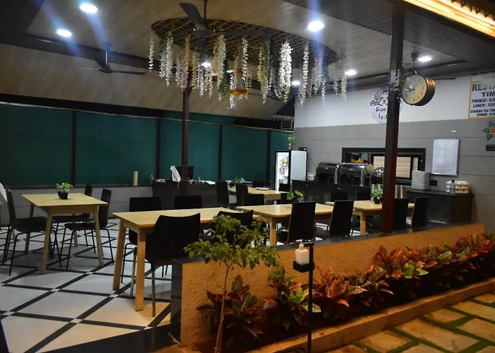 Coastal Bay Inn Resort